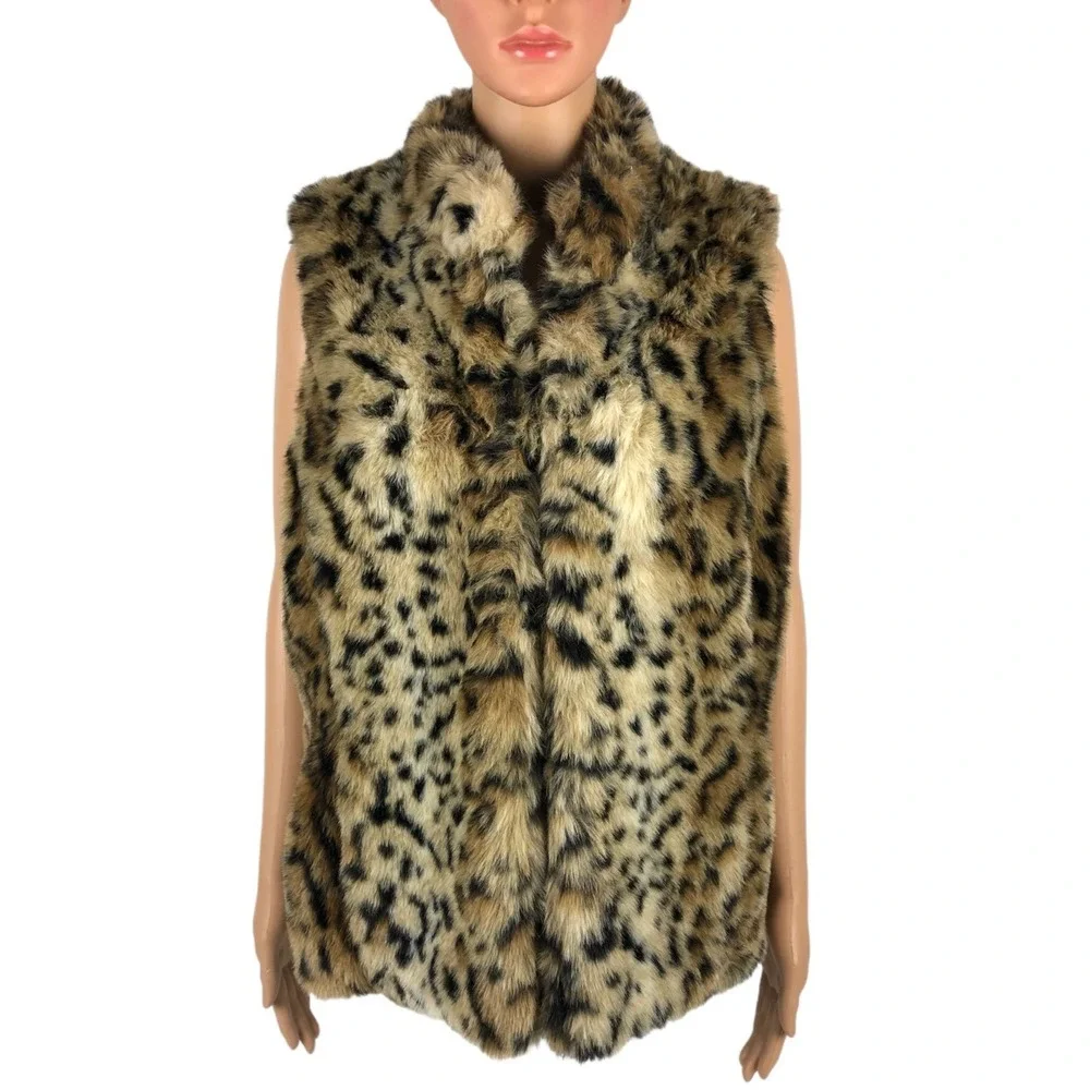Chicos Leopard Faux Fur Vest Heavy Warm Size 2 Open Front Sleeveless EUC